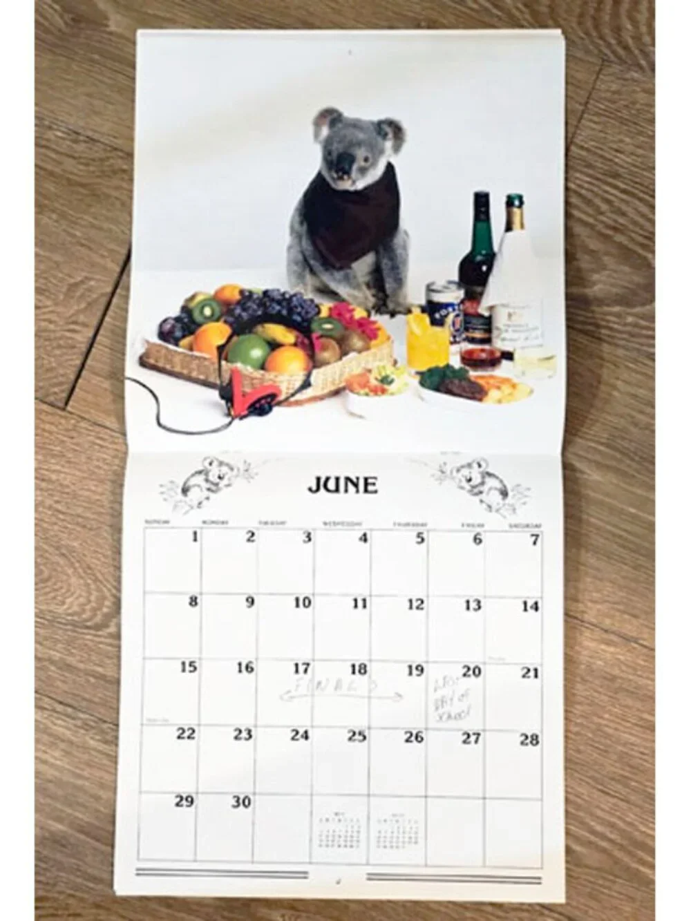 Qantas Sydney the Koala Calendar 1986 Vintage 80s Australia Airline Art Cute!